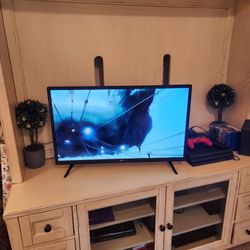 Visio 50 Inch TV  Not A Smart TV