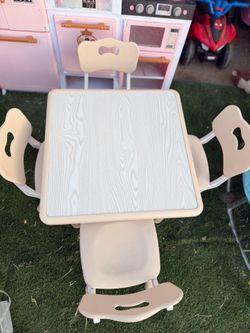 Toddler table and chairs