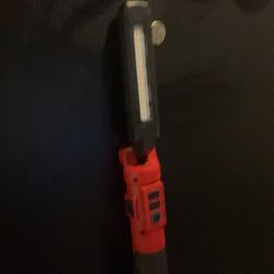 Milwaukee redlithiium  usb stick light