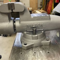 Wilton 5 Inch Bullet Vise 