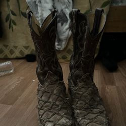 Fish Shale Boots 