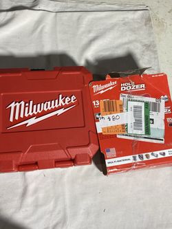 Milwaukee Hole Dozer Saw Set
