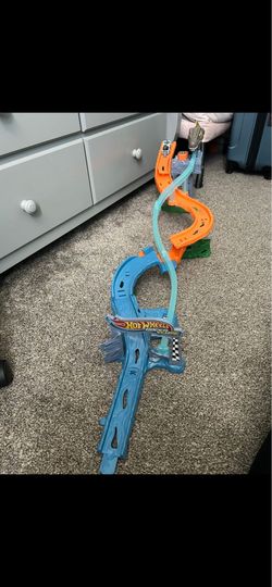 Car racetrack