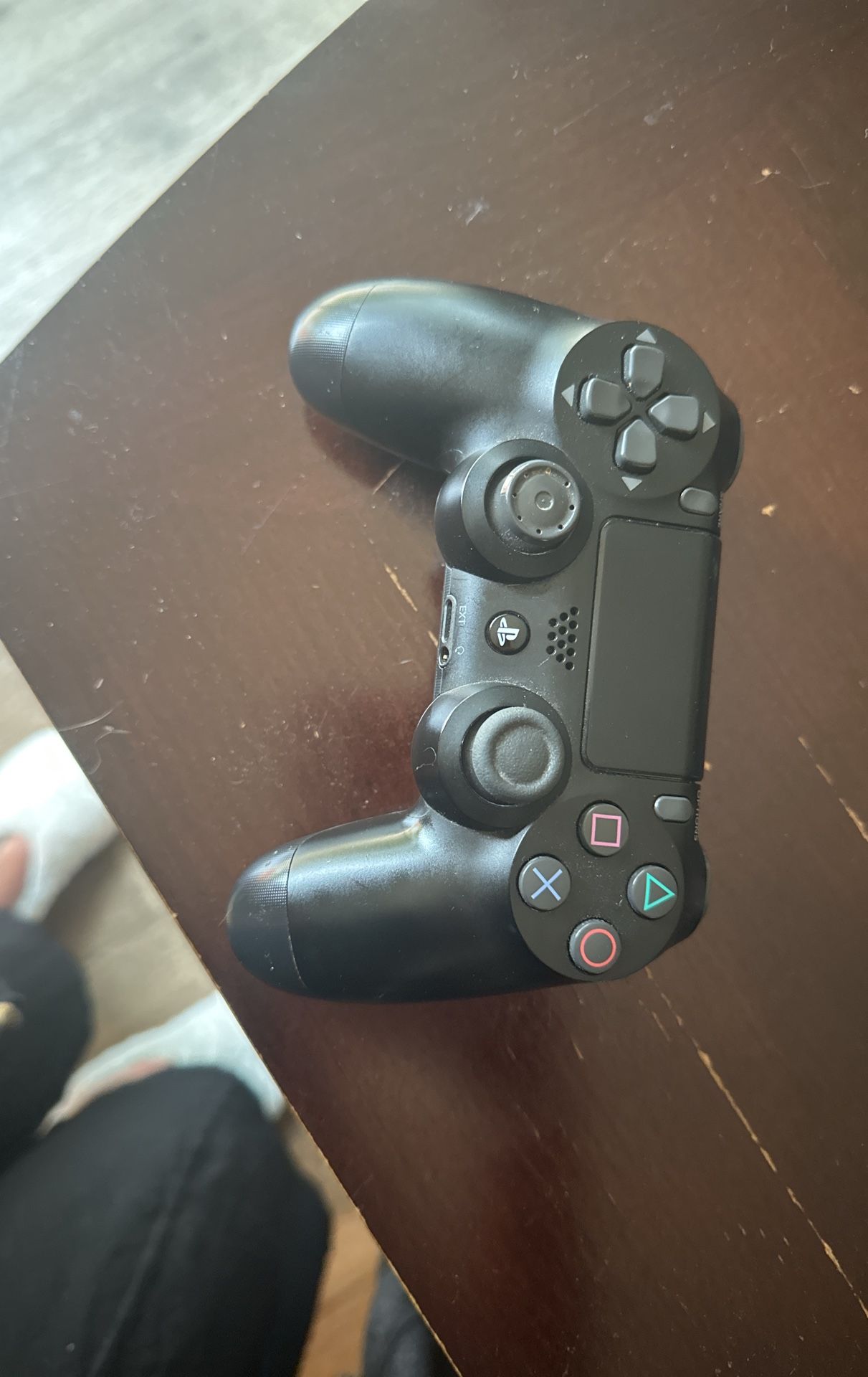 PS4 Controller