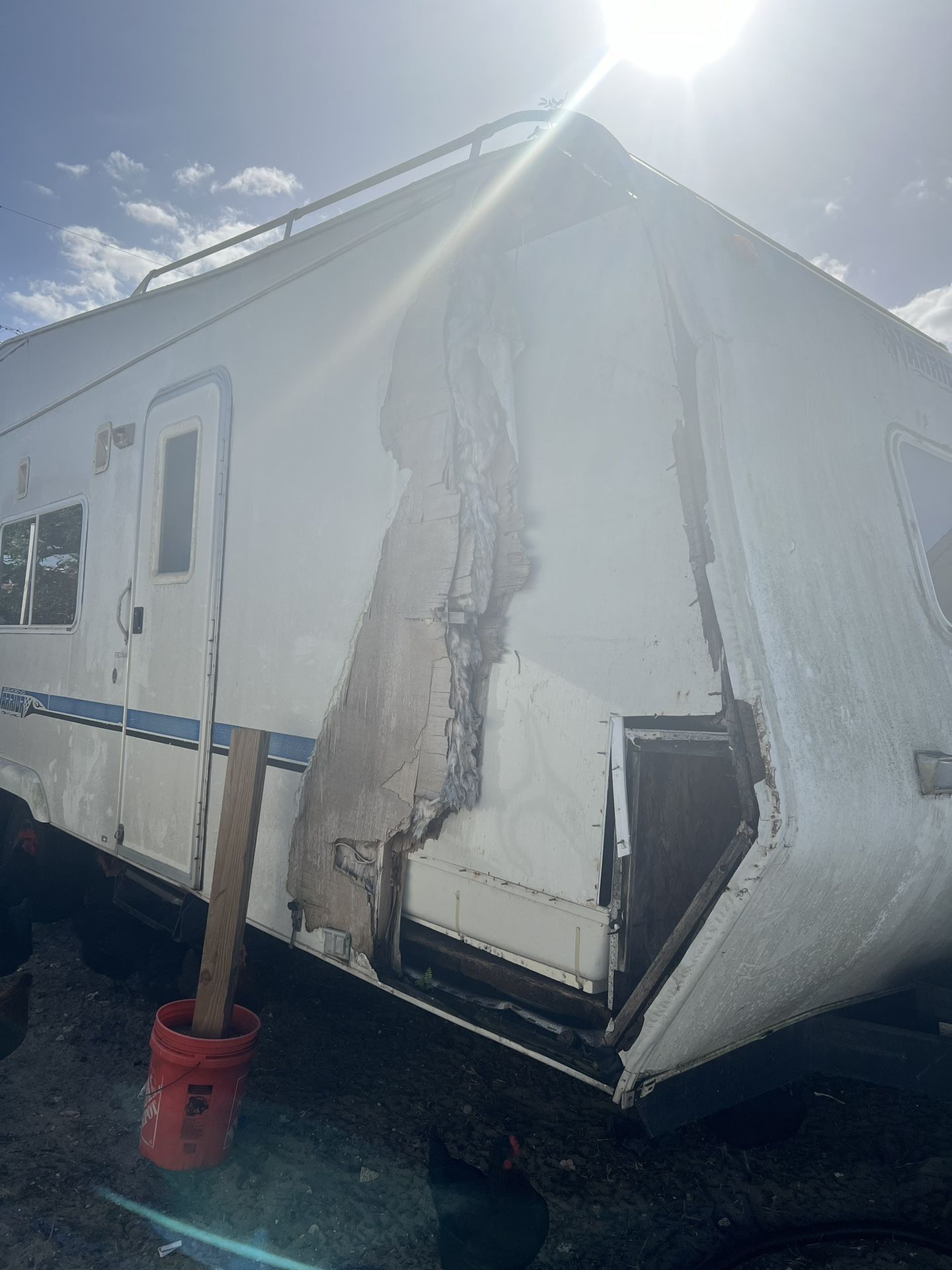 Project Trailer/Camper/RV With No Title 