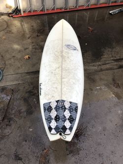 Surfboard 5’6 Stamps