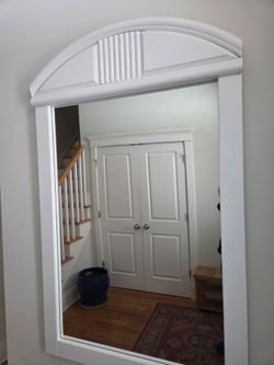 Wall mirror