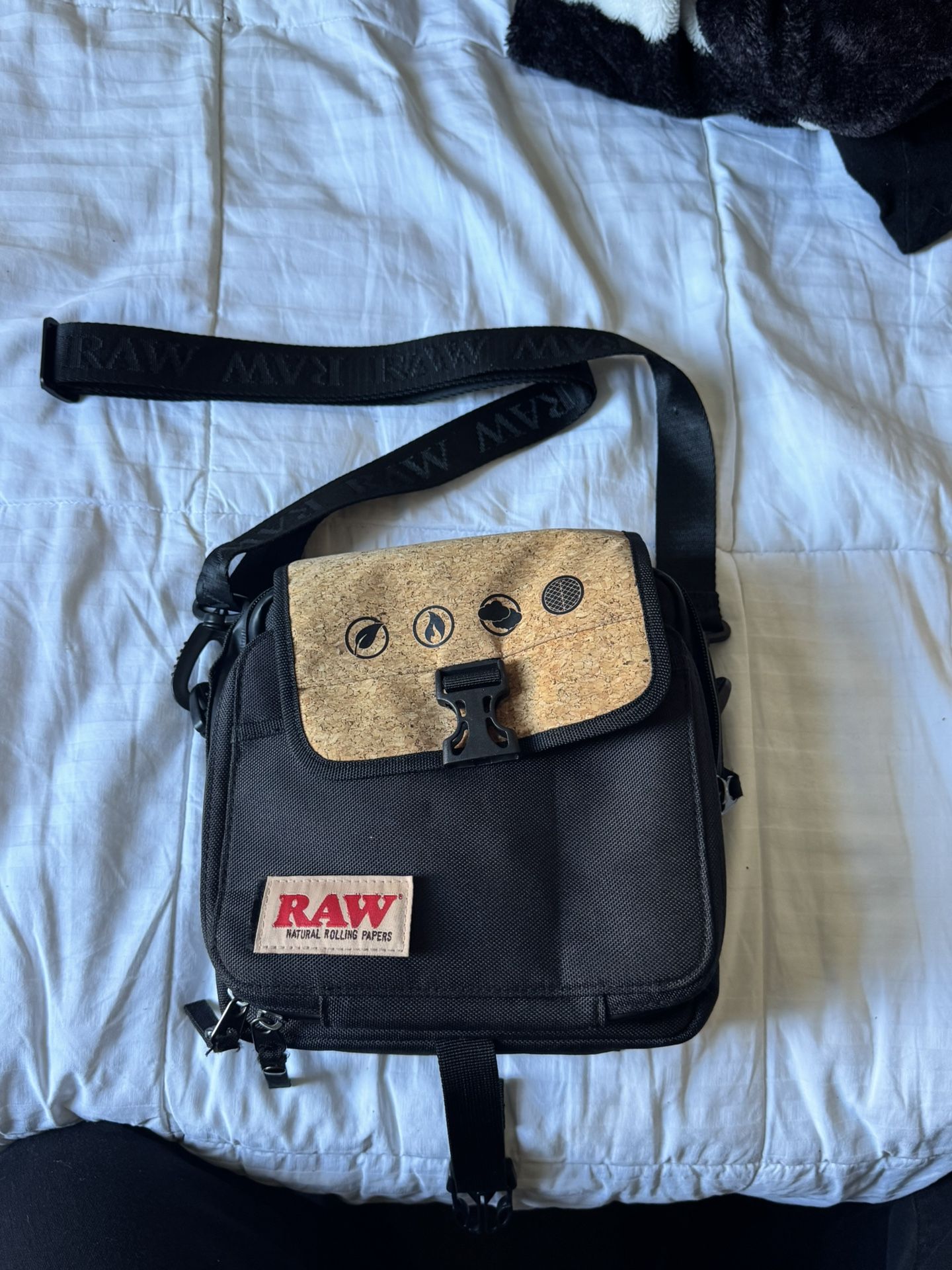 Raw Sling Bag