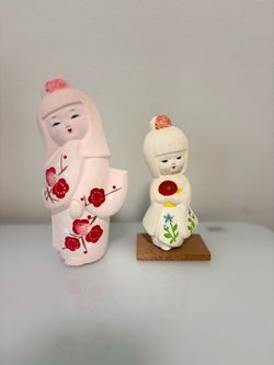 Japanese Kokeshi Doll Figurines Set of 2