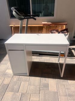 Office desk