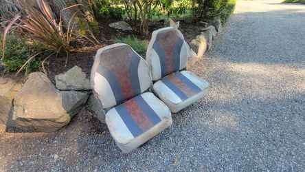 Boat seats