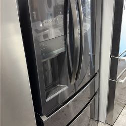 Frigidaire French Door Refrigerator 