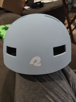 Adult helmet never used