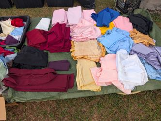 Party tablecloths and runners