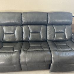 Leather Sofa Love Seat And 2 Recliners Powered
