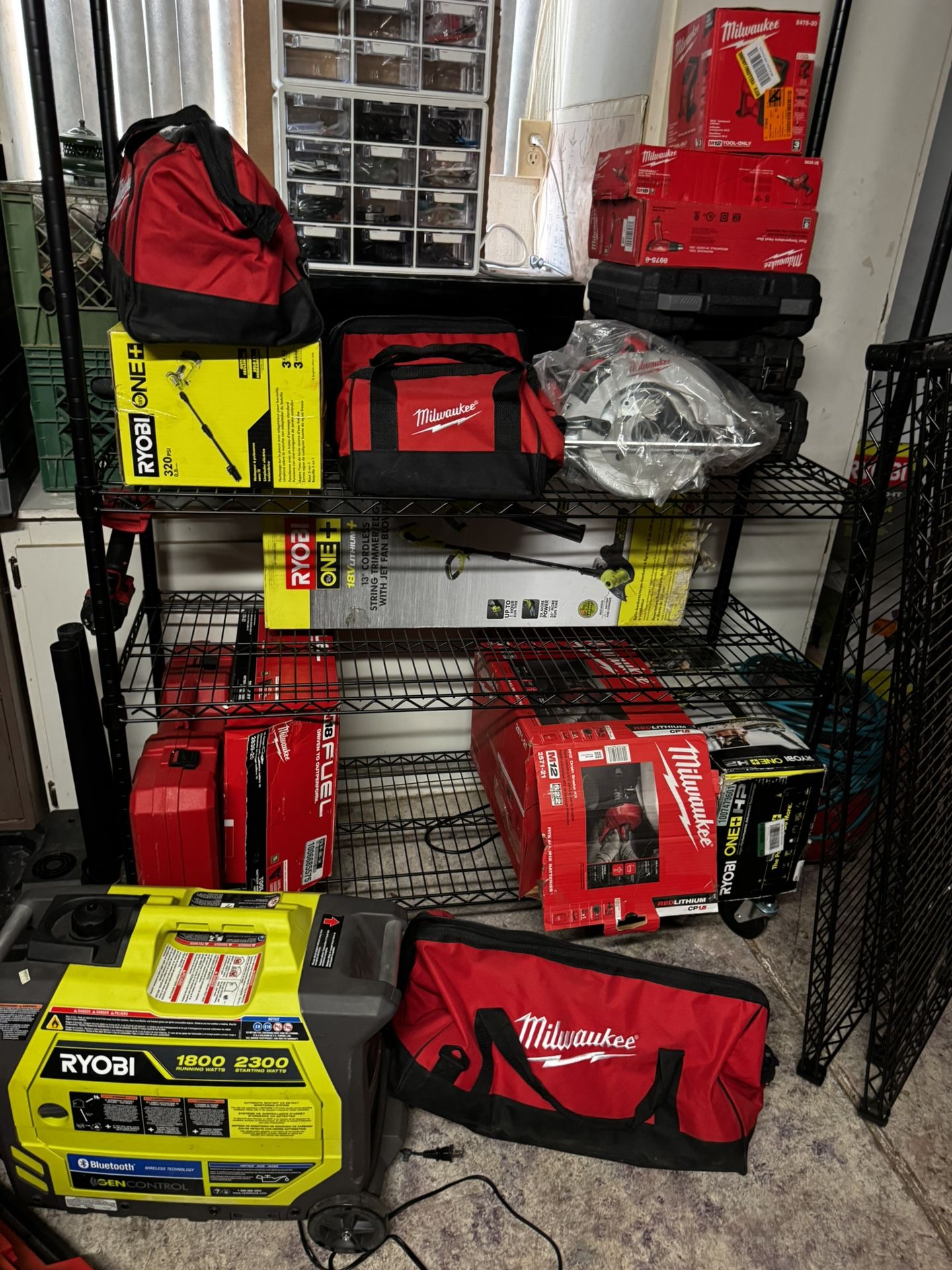 Giant weekend Power Milwaukee Dewalt, Ryobi And Equipment Sale