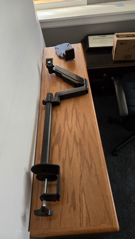 Desk Monitor/TV Mount - VESA