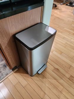 Kohler 47L Stainless Steel Step Trash Can (13 gallon)