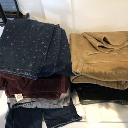 Ten Pairs Of Women’s Pants Sized 2-4