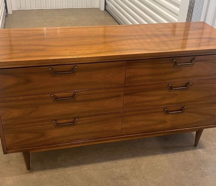 Dresser Credenza Console