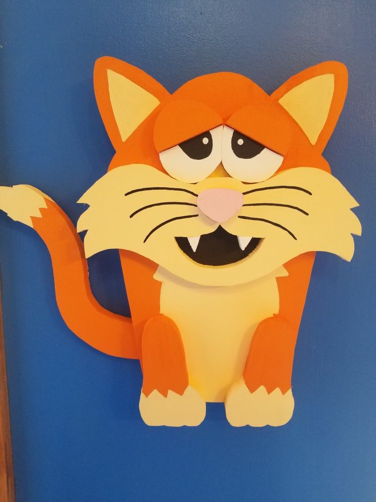 Cat wall hanging