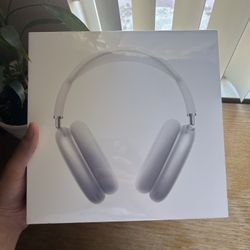 AirPods Max Silver Colorway Brand New 