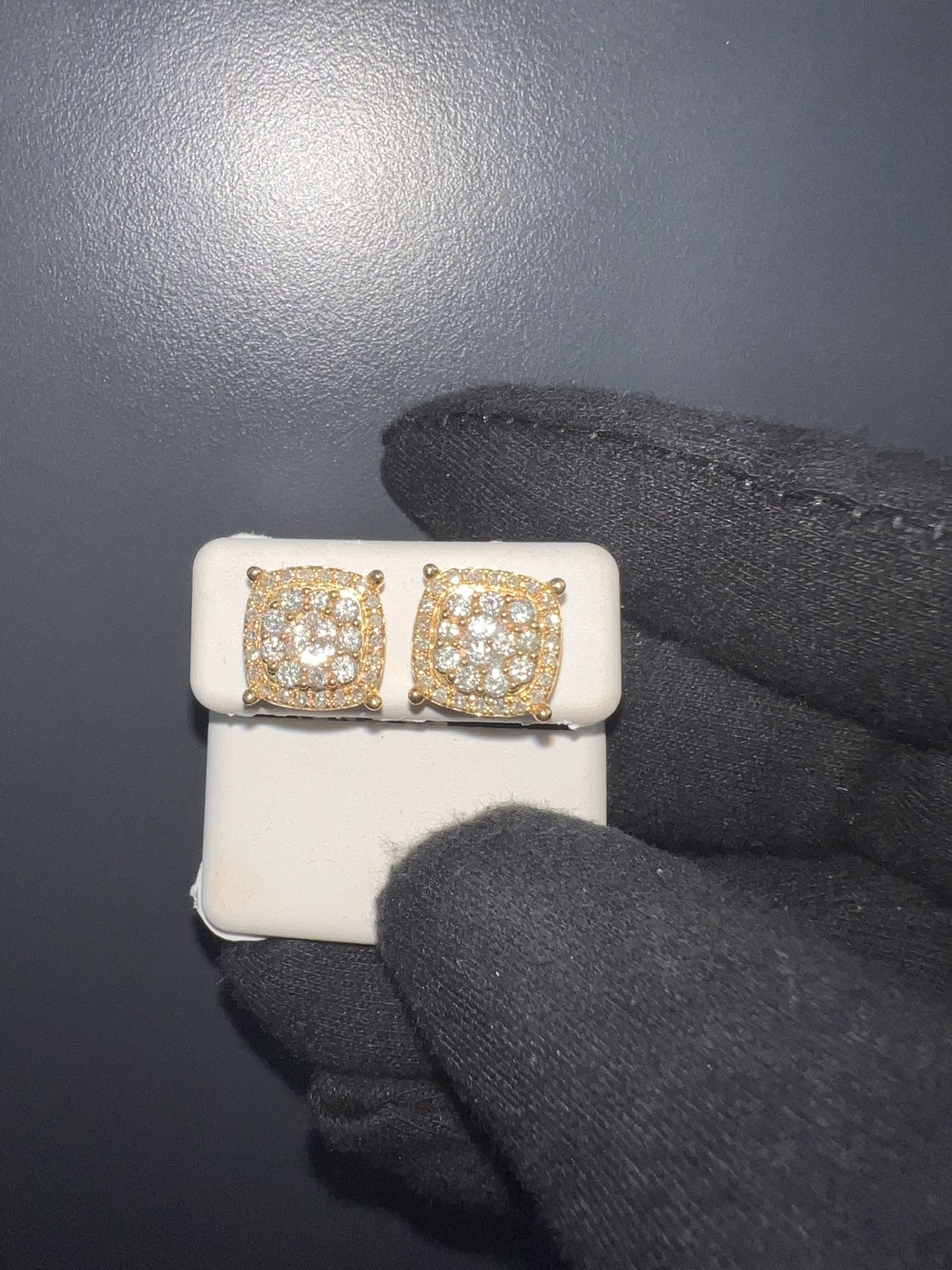 10K 1.00CTW VS DIAMOND π EARRINGS