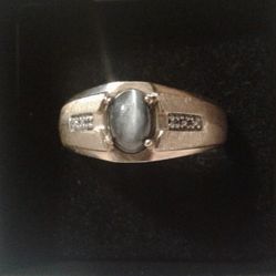 Mens Vintage  Gold Cats Eye Ring: Size 14 