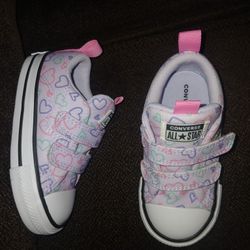 New Toddler Girls Size 6 Converse