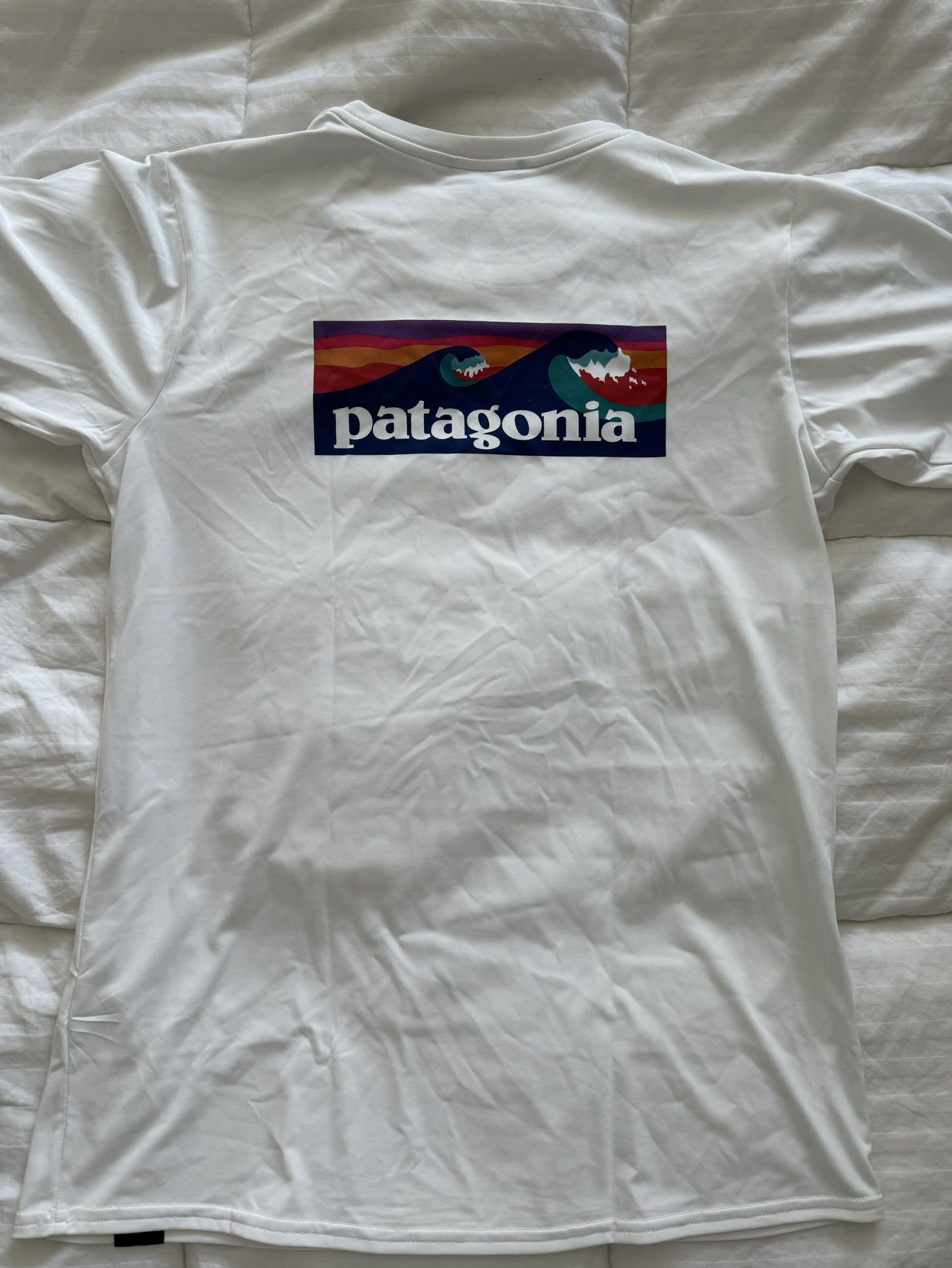 ** PATAGONIA CAPELINE ** SIZE S ** WHITE **