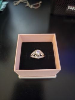Moissanite Size 4.5