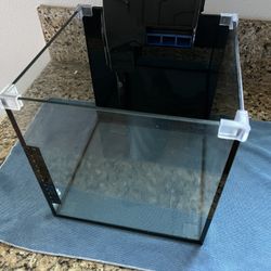 5 Gallon Fish Tank & Filter
