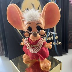 Vintage Disney Figure: Grandma Mouse from The Rescuers