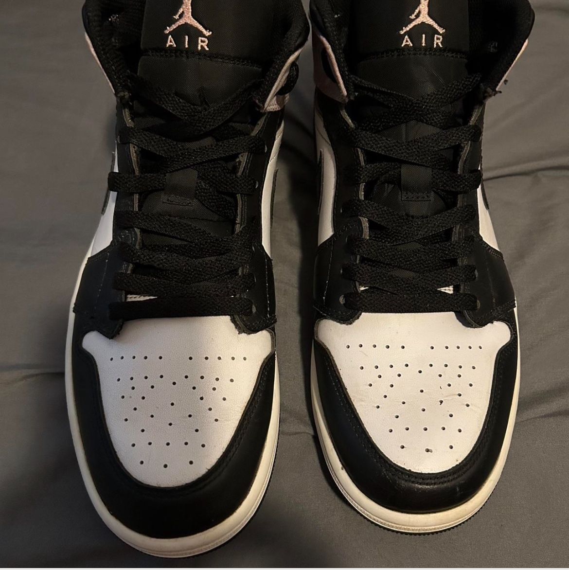Jordan 1 Mid