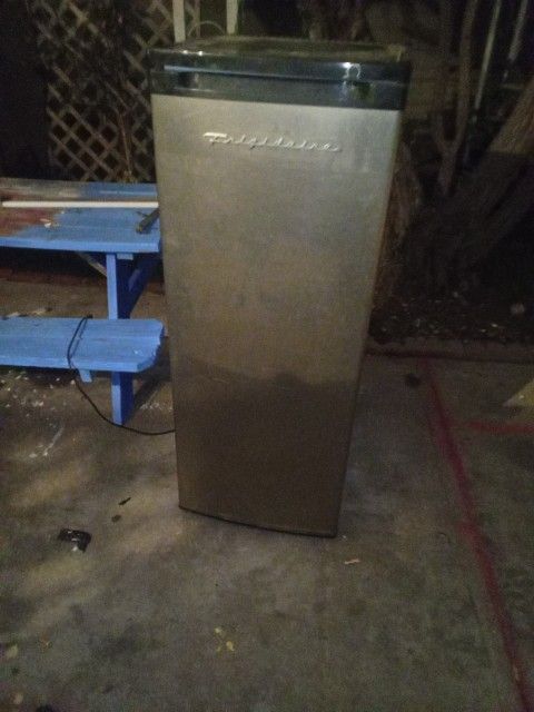 Frigidaire Freezer