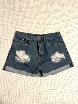 Forever 21 High Rise Distressed shorts Size 29