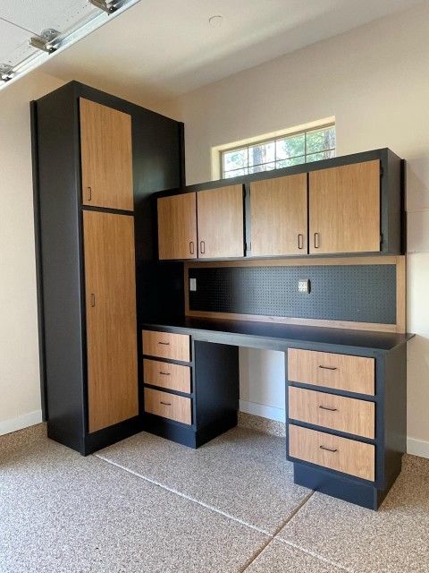 Cabinets 4 U