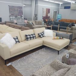 😎 Cream Leather 😎