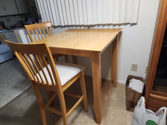 Kitchen Barstool Table Set