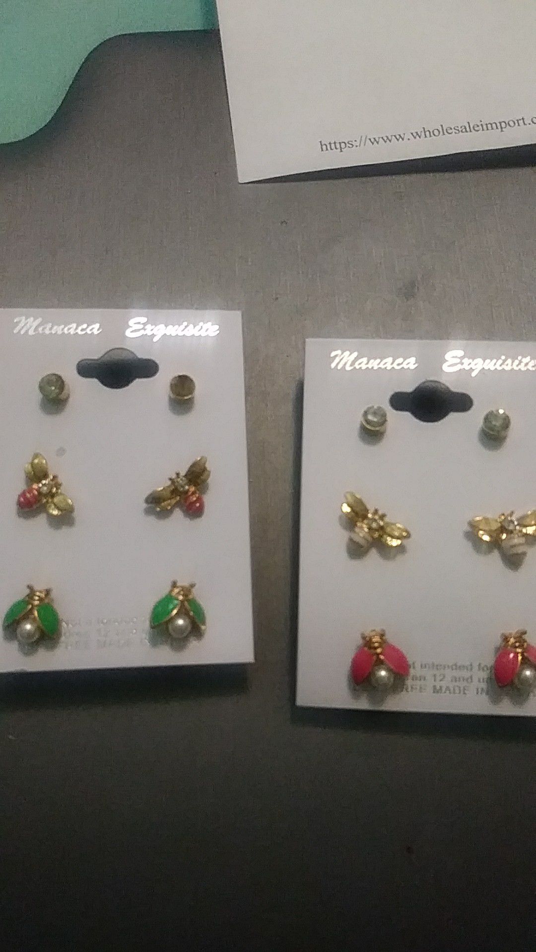 New 6 pairs bees earrings