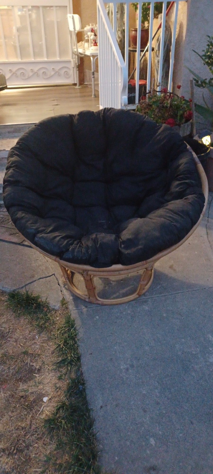Papasan Chair