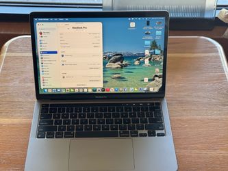 Apple MacBook Pro 13” M2 512 GB Drive Mint Condition