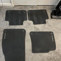 2019 Porsche Cayenne Dark Grey Floor Mats 