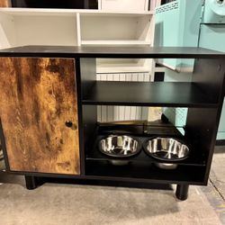 Large Pet Feeder Statio