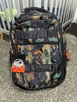 New Mountain edge Backpack 