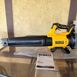 New Dewalt 20V Max Leaf Blower