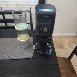 Ninja CREAMi Ice Cream Maker – Excellent Condition