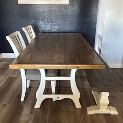 Dinning Table 
