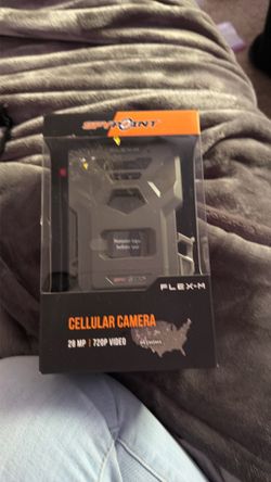 SPYPOINT cellular camera