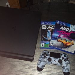 Play Station 4 Slim 